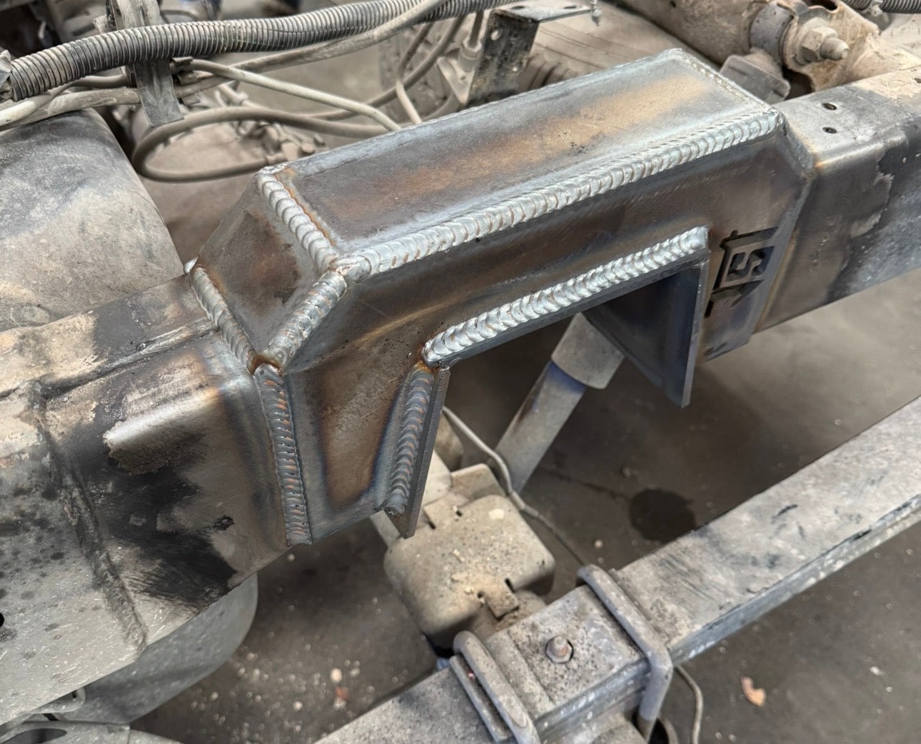 2008-2018 gm Underbed notch